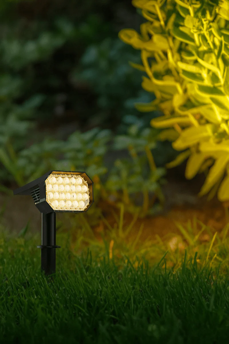EcoSpot Garden Spike Lights - Image 3