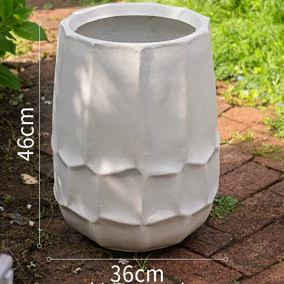 Eina Planter - Image 9