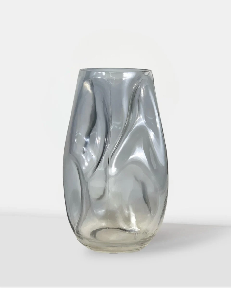 Gleaming Mercury Vase - Image 3