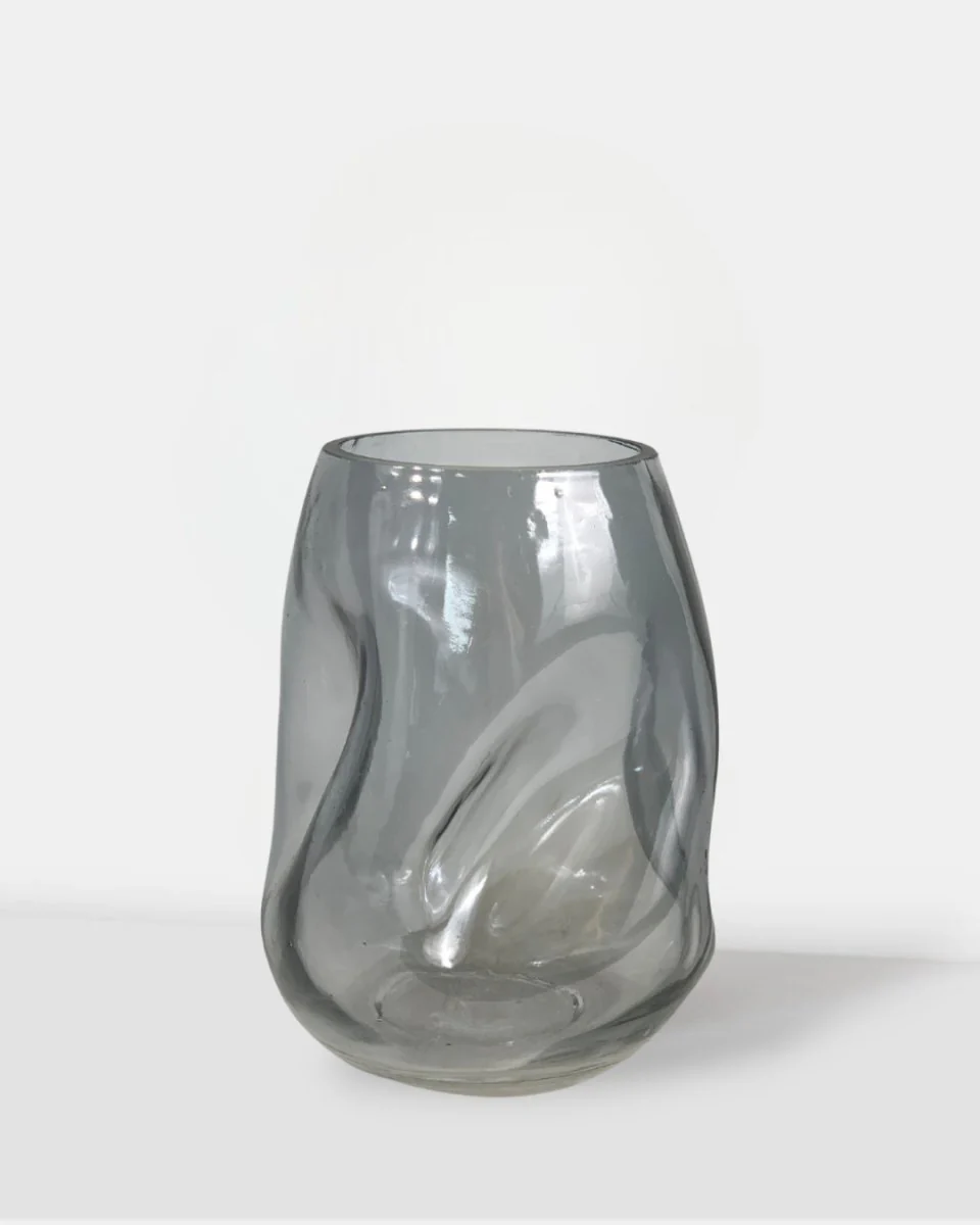 Gleaming Mercury Vase - Image 6