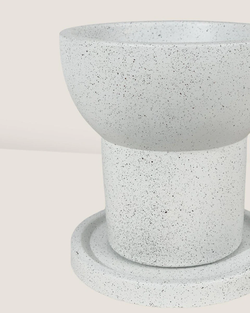 Little Tower White with Tray Planter - Image 4