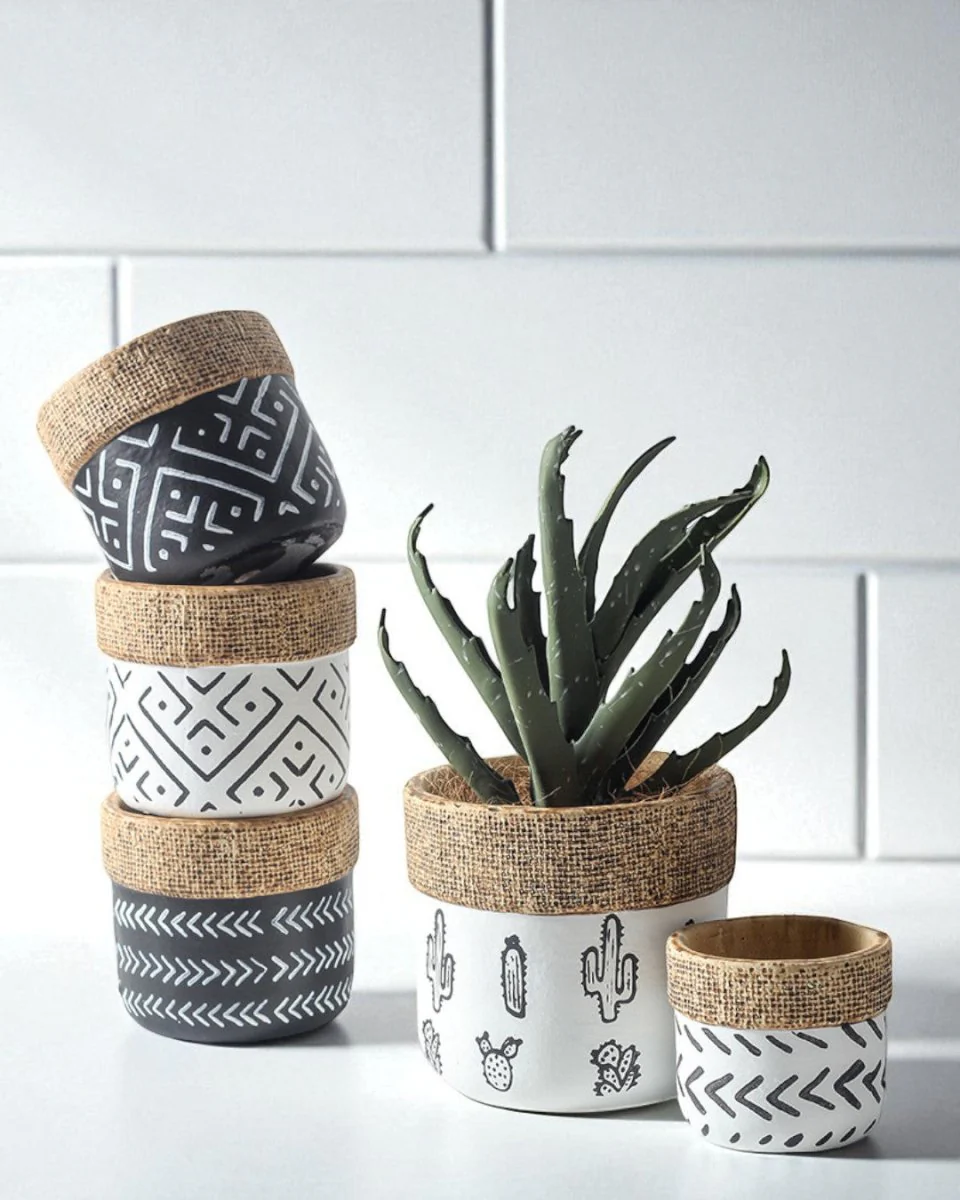 Tribal Planters - Medium - Image 3