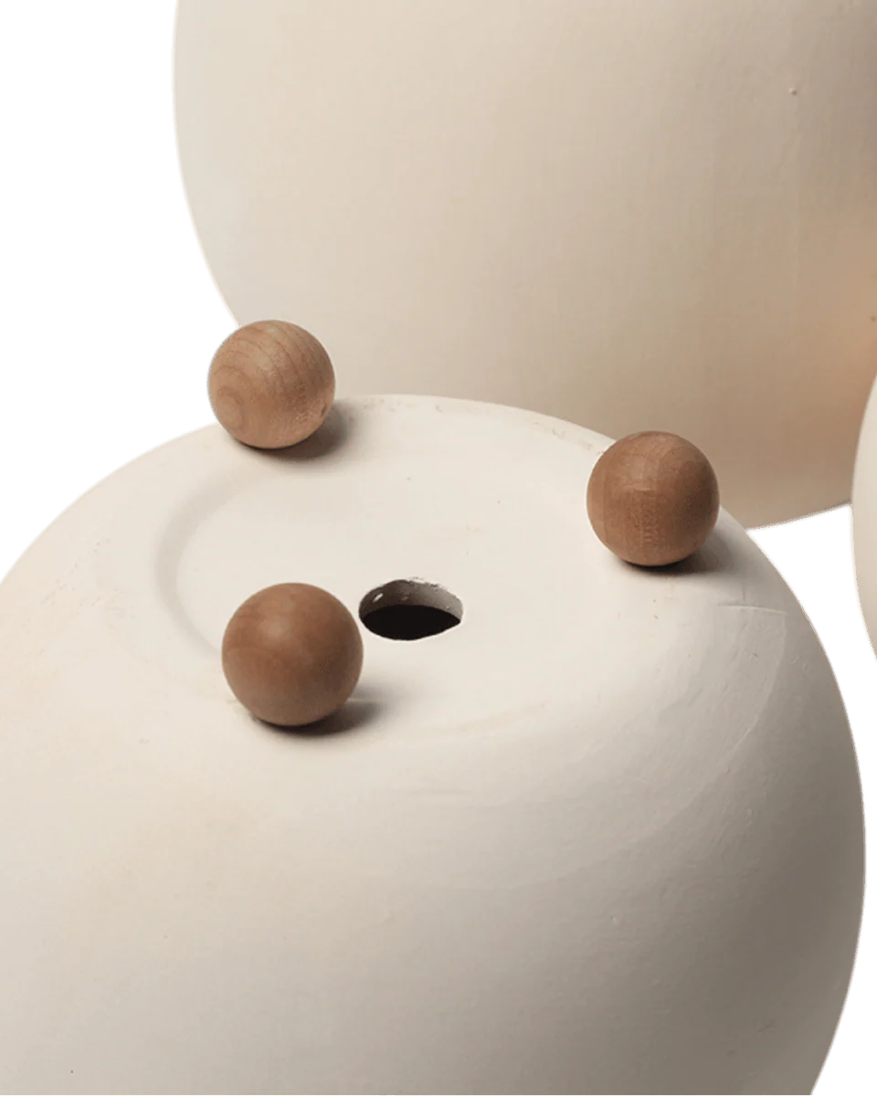 Terracotta Cream Pot with DIY Wooden Legs - Image 8