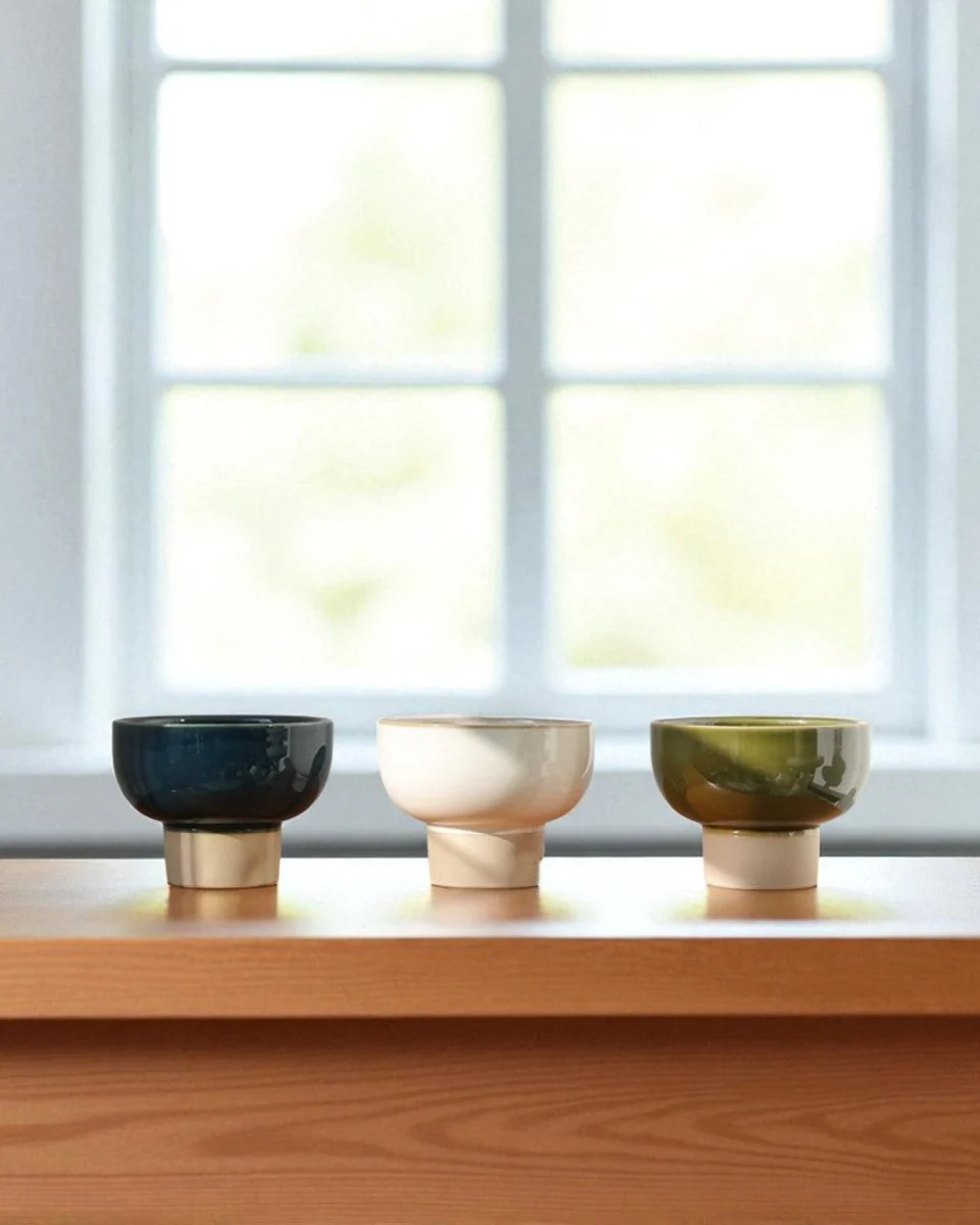 Two-Tone Bowl Pot