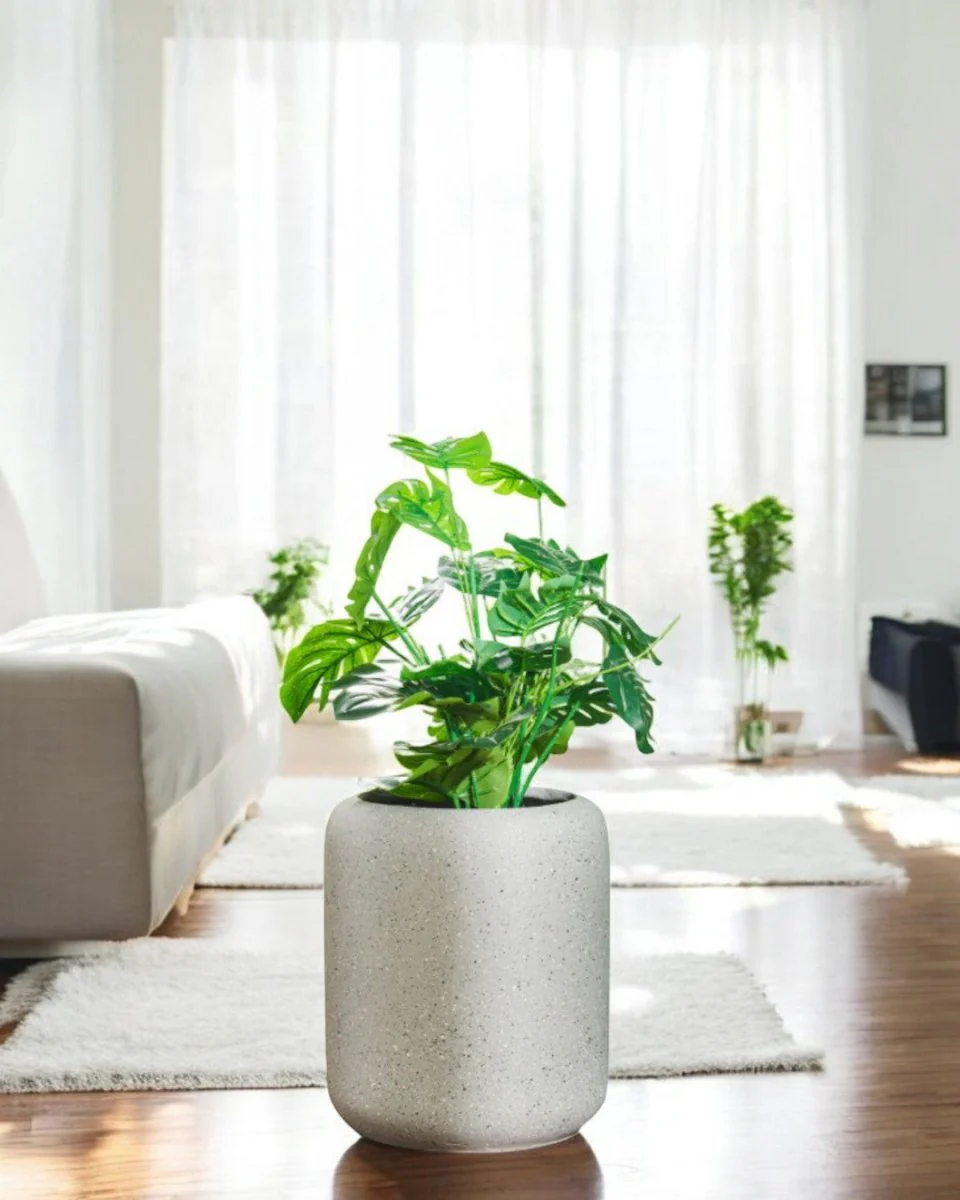 Verto Tall Planter - Image 2